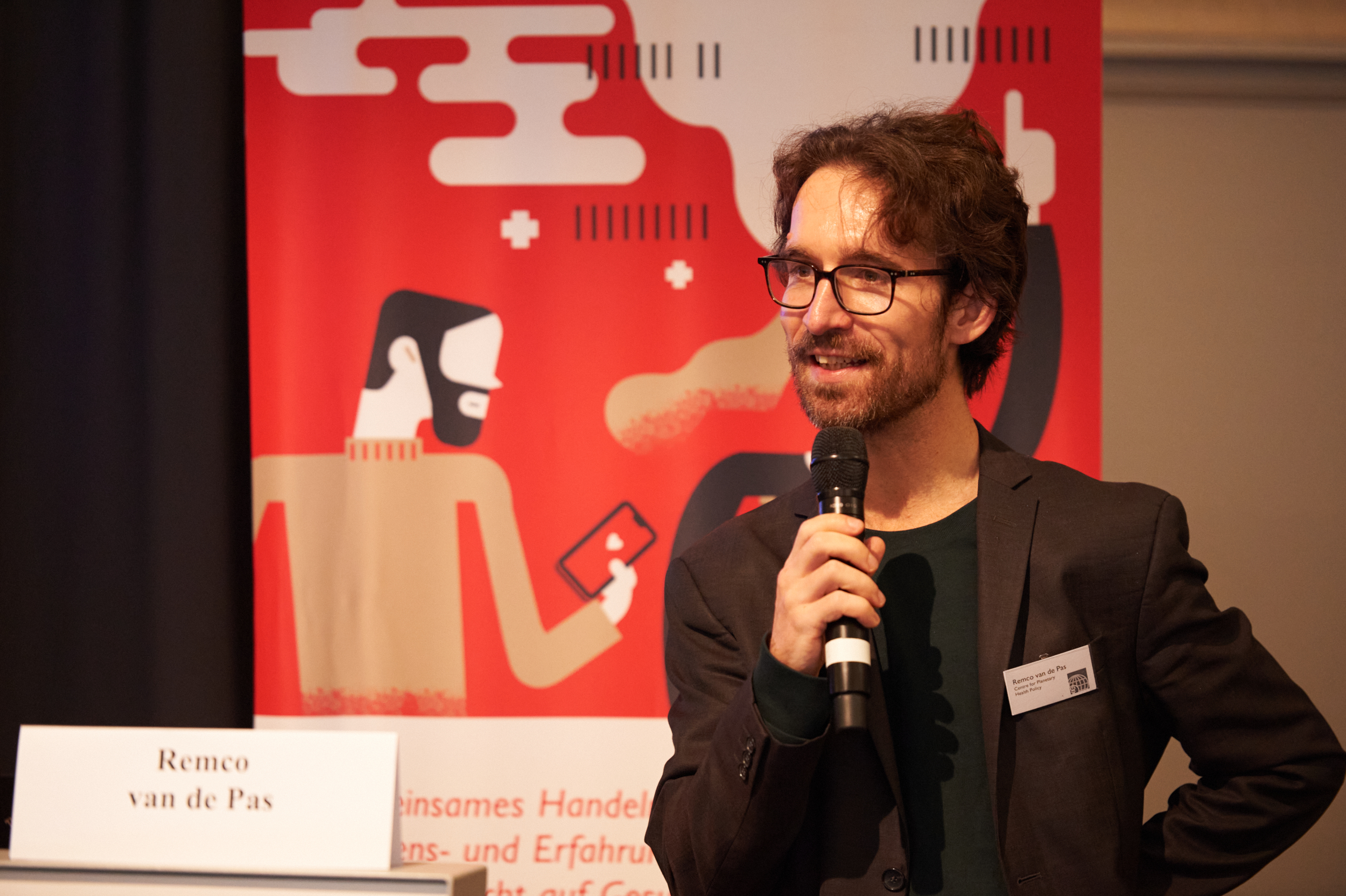 The Limits to Growth and its implications for Global Health cooperation